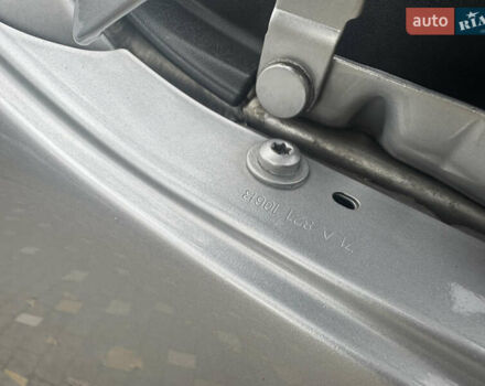 Серый Фольксваген Transporter, объемом двигателя 2 л и пробегом 207 тыс. км за 24950 $, фото 181 на Automoto.ua