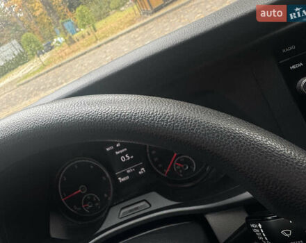 Серый Фольксваген Transporter, объемом двигателя 2 л и пробегом 207 тыс. км за 24950 $, фото 152 на Automoto.ua