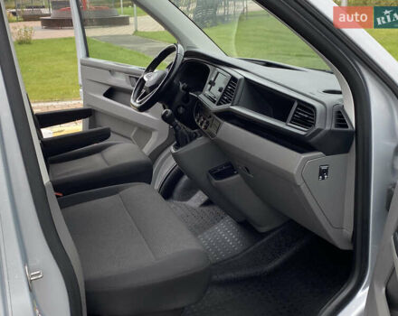 Серый Фольксваген Transporter, объемом двигателя 1.97 л и пробегом 165 тыс. км за 23900 $, фото 32 на Automoto.ua