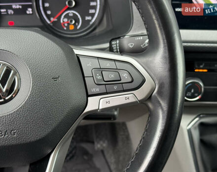 Серый Фольксваген Transporter, объемом двигателя 2 л и пробегом 199 тыс. км за 25999 $, фото 39 на Automoto.ua