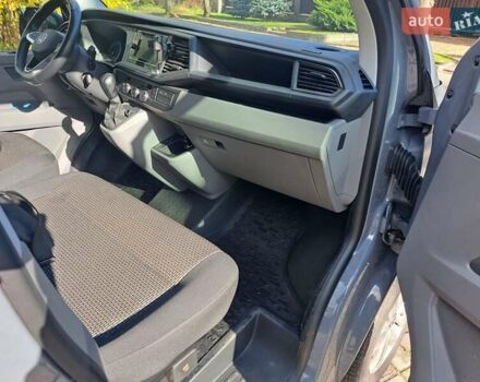 Серый Фольксваген Transporter, объемом двигателя 2 л и пробегом 21 тыс. км за 49500 $, фото 4 на Automoto.ua