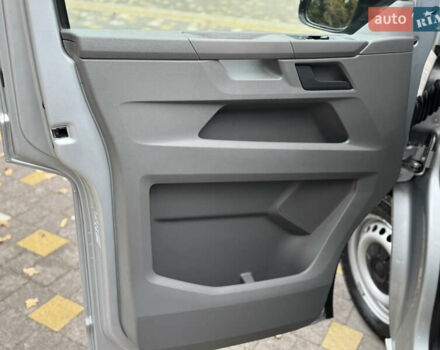 Серый Фольксваген Transporter, объемом двигателя 2 л и пробегом 207 тыс. км за 24950 $, фото 99 на Automoto.ua