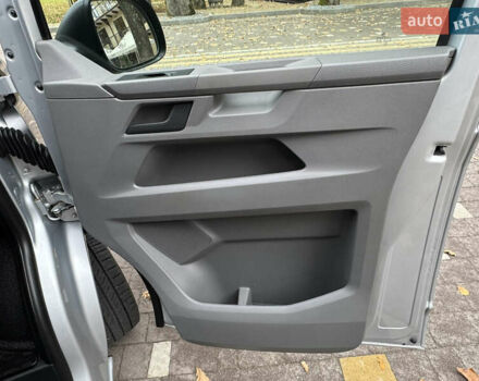 Серый Фольксваген Transporter, объемом двигателя 2 л и пробегом 207 тыс. км за 24950 $, фото 91 на Automoto.ua