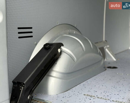 Серый Фольксваген Transporter, объемом двигателя 2 л и пробегом 199 тыс. км за 25999 $, фото 79 на Automoto.ua