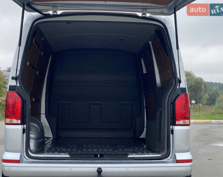 Серый Фольксваген Transporter, объемом двигателя 1.97 л и пробегом 165 тыс. км за 23900 $, фото 14 на Automoto.ua