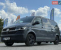 Серый Фольксваген Transporter, объемом двигателя 2 л и пробегом 177 тыс. км за 39499 $, фото 2 на Automoto.ua