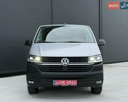 Серый Фольксваген Transporter, объемом двигателя 2 л и пробегом 199 тыс. км за 25999 $, фото 10 на Automoto.ua