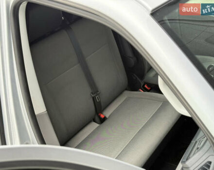 Серый Фольксваген Transporter, объемом двигателя 2 л и пробегом 199 тыс. км за 25999 $, фото 51 на Automoto.ua