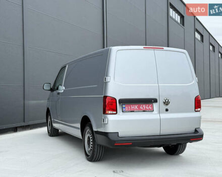 Серый Фольксваген Transporter, объемом двигателя 2 л и пробегом 199 тыс. км за 25999 $, фото 13 на Automoto.ua