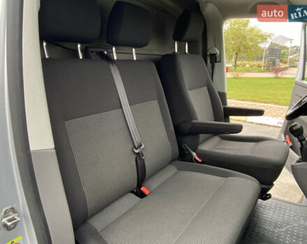 Серый Фольксваген Transporter, объемом двигателя 1.97 л и пробегом 165 тыс. км за 23900 $, фото 20 на Automoto.ua