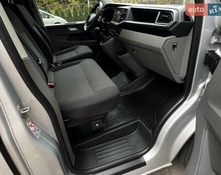 Серый Фольксваген Transporter, объемом двигателя 2 л и пробегом 207 тыс. км за 24950 $, фото 86 на Automoto.ua