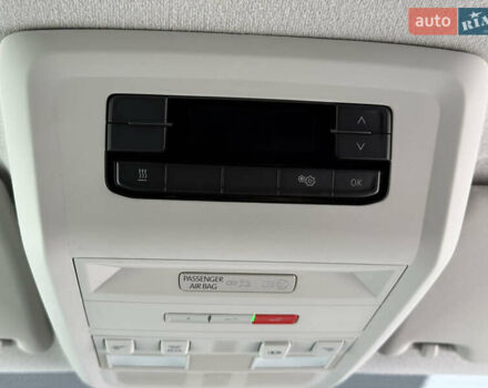 Серый Фольксваген Transporter, объемом двигателя 2 л и пробегом 199 тыс. км за 25999 $, фото 54 на Automoto.ua