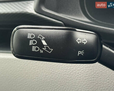 Серый Фольксваген Transporter, объемом двигателя 2 л и пробегом 207 тыс. км за 24950 $, фото 146 на Automoto.ua