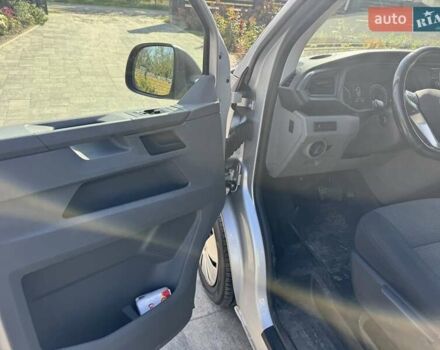 Сірий Фольксваген Transporter, об'ємом двигуна 1.97 л та пробігом 206 тис. км за 30700 $, фото 15 на Automoto.ua