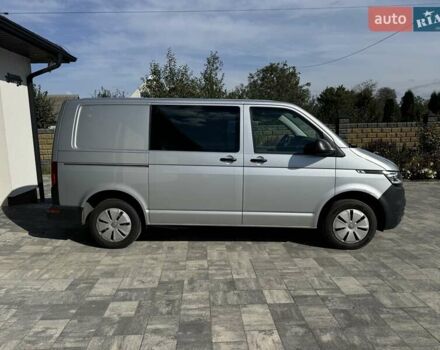 Сірий Фольксваген Transporter, об'ємом двигуна 1.97 л та пробігом 206 тис. км за 30700 $, фото 2 на Automoto.ua