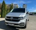 Серый Фольксваген Transporter, объемом двигателя 2 л и пробегом 252 тыс. км за 35950 $, фото 1 на Automoto.ua