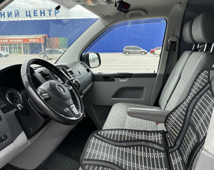 Серый Фольксваген Transporter, объемом двигателя 1.97 л и пробегом 304 тыс. км за 16000 $, фото 9 на Automoto.ua