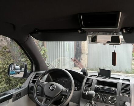Серый Фольксваген Transporter, объемом двигателя 0 л и пробегом 250 тыс. км за 12000 $, фото 3 на Automoto.ua