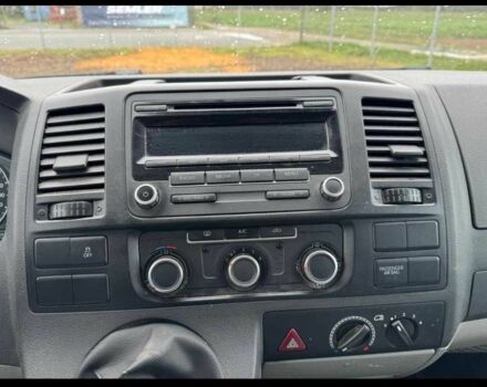 Серый Фольксваген Transporter, объемом двигателя 2 л и пробегом 219 тыс. км за 21000 $, фото 7 на Automoto.ua