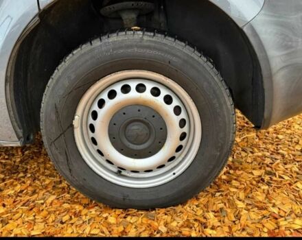 Серый Фольксваген Transporter, объемом двигателя 2 л и пробегом 219 тыс. км за 21000 $, фото 3 на Automoto.ua