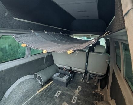 Серый Фольксваген Transporter, объемом двигателя 2.5 л и пробегом 382 тыс. км за 8500 $, фото 6 на Automoto.ua