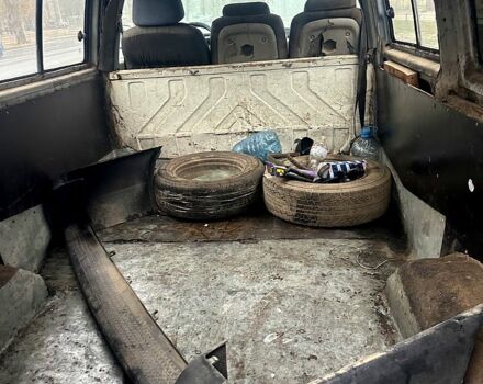 Сірий Фольксваген Transporter, об'ємом двигуна 2.4 л та пробігом 300 тис. км за 4000 $, фото 4 на Automoto.ua