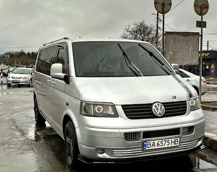 Серый Фольксваген Transporter, объемом двигателя 1.9 л и пробегом 247 тыс. км за 8600 $, фото 1 на Automoto.ua