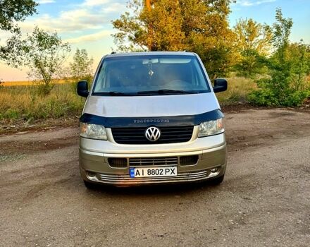 Серый Фольксваген Transporter, объемом двигателя 2.5 л и пробегом 470 тыс. км за 7999 $, фото 1 на Automoto.ua