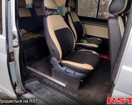 Серый Фольксваген Transporter, объемом двигателя 2.5 л и пробегом 580 тыс. км за 6550 $, фото 4 на Automoto.ua