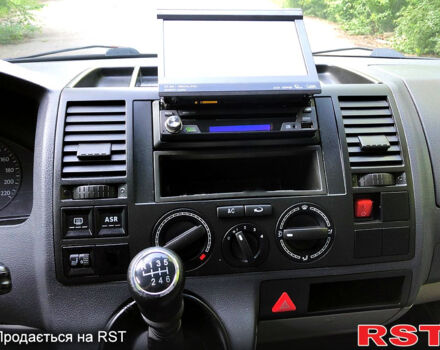 Серый Фольксваген Transporter, объемом двигателя 2.5 л и пробегом 265 тыс. км за 8800 $, фото 12 на Automoto.ua