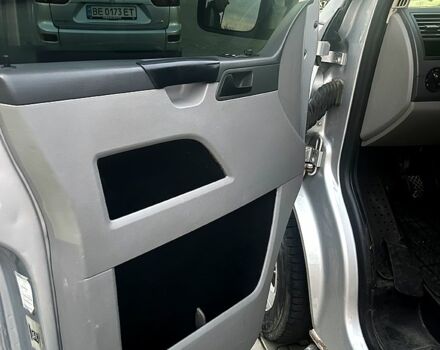 Фольксваген Transporter 2007 у Миколаєві на Automoto.ua Сірий Фольксваген Transporter, об'ємом двигуна 2.5 л та пробігом 300 тис. км за 7300 $, фото 9 на Automoto.ua