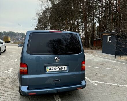 Серый Фольксваген Transporter, объемом двигателя 2.5 л и пробегом 433 тыс. км за 10700 $, фото 3 на Automoto.ua