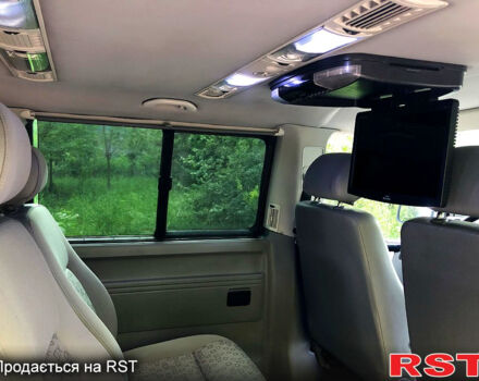 Серый Фольксваген Transporter, объемом двигателя 2.5 л и пробегом 265 тыс. км за 8800 $, фото 10 на Automoto.ua