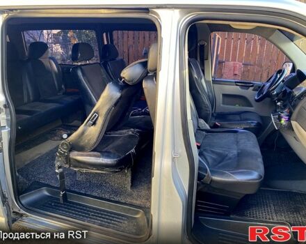 Серый Фольксваген Transporter, объемом двигателя 2.5 л и пробегом 320 тыс. км за 8700 $, фото 7 на Automoto.ua