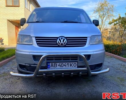 Серый Фольксваген Transporter, объемом двигателя 2.5 л и пробегом 320 тыс. км за 8700 $, фото 1 на Automoto.ua
