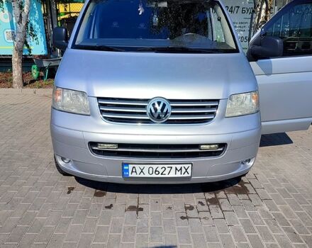 Серый Фольксваген Transporter, объемом двигателя 2.5 л и пробегом 270 тыс. км за 12500 $, фото 2 на Automoto.ua