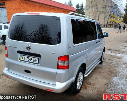 Серый Фольксваген Transporter, объемом двигателя 2 л и пробегом 300 тыс. км за 12399 $, фото 1 на Automoto.ua