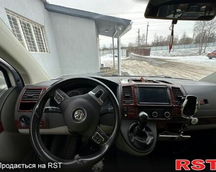 Серый Фольксваген Transporter, объемом двигателя 2 л и пробегом 280 тыс. км за 12700 $, фото 7 на Automoto.ua
