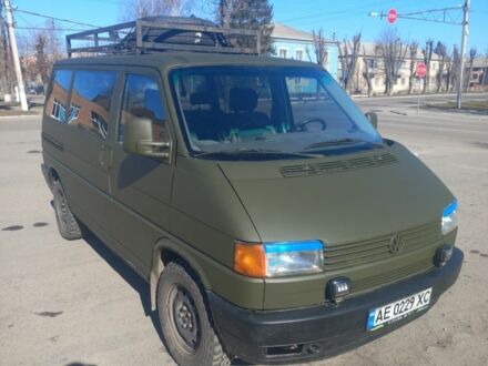 Фольксваген Transporter 1992 у Дніпро (Дніпропетровську) на Automoto.ua Сірий Фольксваген Transporter, об'ємом двигуна 2.4 л та пробігом 504 тис. км за 3863 $, фото 1 на Automoto.ua