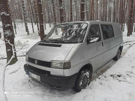Серый Фольксваген Transporter, объемом двигателя 2.4 л и пробегом 429 тыс. км за 3500 $, фото 1 на Automoto.ua