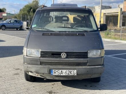 Фольксваген Transporter 1998 у Пустомытах на Automoto.ua Сірий Фольксваген Transporter, об'ємом двигуна 2.5 л та пробігом 280 тис. км за 1500 $, фото 1 на Automoto.ua