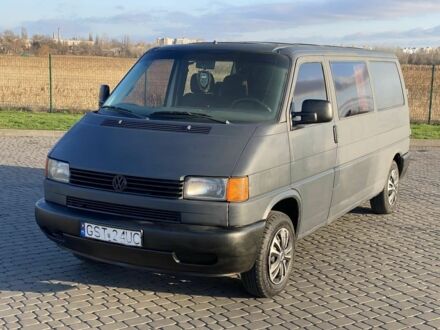 Сірий Фольксваген Transporter, об'ємом двигуна 2.5 л та пробігом 300 тис. км за 3750 $, фото 1 на Automoto.ua