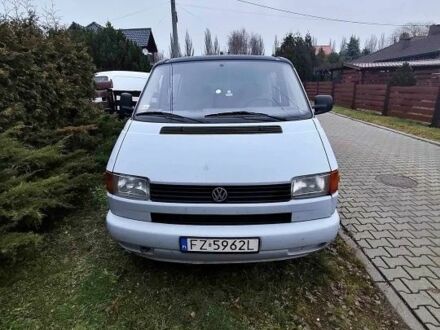 Серый Фольксваген Transporter, объемом двигателя 2 л и пробегом 383 тыс. км за 2670 $, фото 1 на Automoto.ua