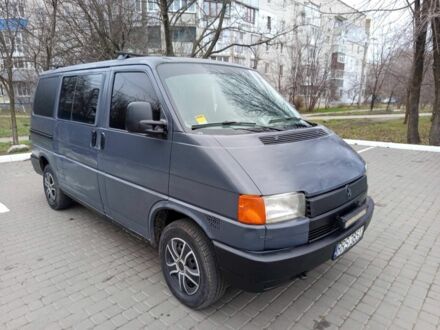 Серый Фольксваген Transporter, объемом двигателя 2.5 л и пробегом 360 тыс. км за 2900 $, фото 1 на Automoto.ua