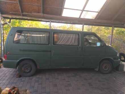 Серый Фольксваген Transporter, объемом двигателя 0 л и пробегом 600 тыс. км за 5200 $, фото 1 на Automoto.ua