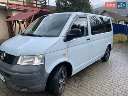 Серый Фольксваген Transporter, объемом двигателя 1.9 л и пробегом 415 тыс. км за 5999 $, фото 1 на Automoto.ua