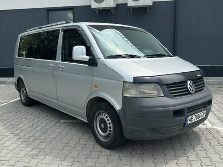 Фольксваген Transporter 2004 в Хмельницком на Automoto.ua Серый Фольксваген Transporter, объемом двигателя 2.5 л и пробегом 430 тыс. км за 6700 $, фото 1 на Automoto.ua