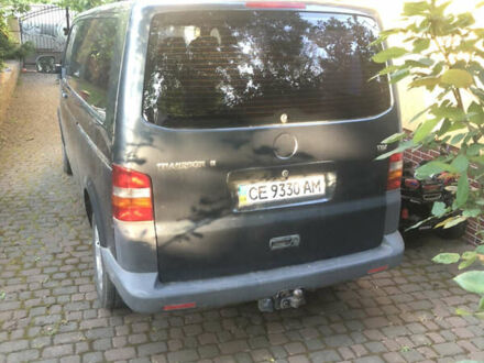 Серый Фольксваген Transporter, объемом двигателя 2.46 л и пробегом 394 тыс. км за 11165 $, фото 1 на Automoto.ua