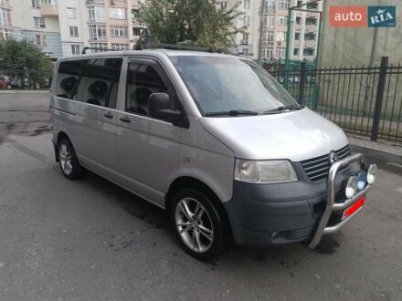 Серый Фольксваген Transporter, объемом двигателя 1.9 л и пробегом 324 тыс. км за 10000 $, фото 1 на Automoto.ua