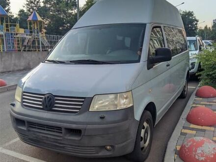 Серый Фольксваген Transporter, объемом двигателя 2.5 л и пробегом 382 тыс. км за 9800 $, фото 1 на Automoto.ua